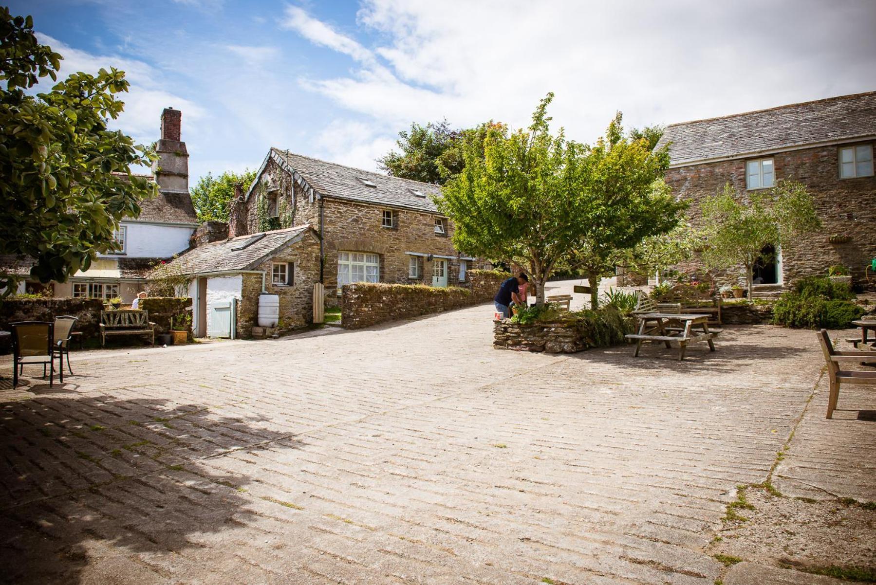 Trenderway Farm Bed & Breakfast Looe Exterior photo