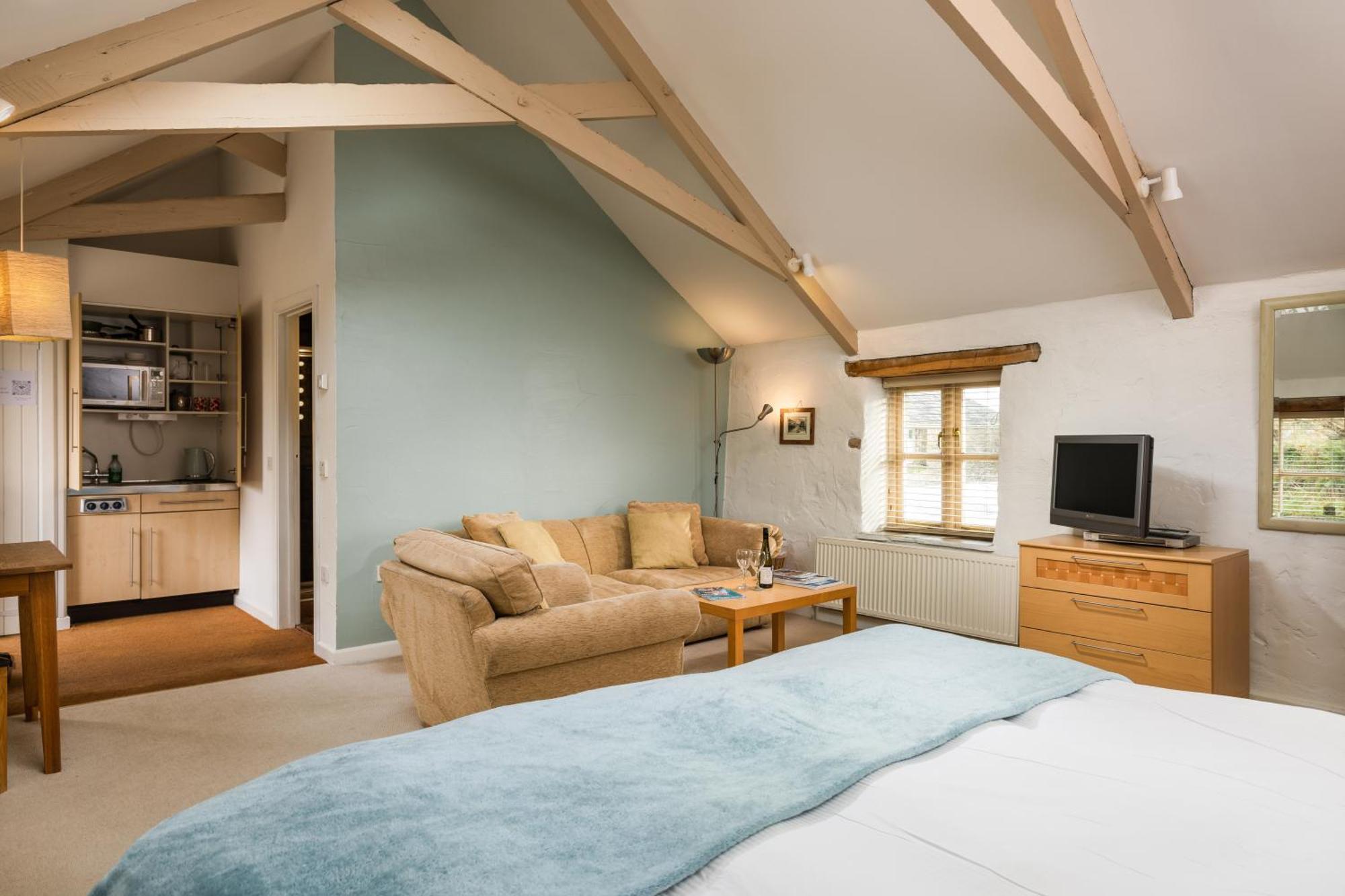 Trenderway Farm Bed & Breakfast Looe Exterior photo