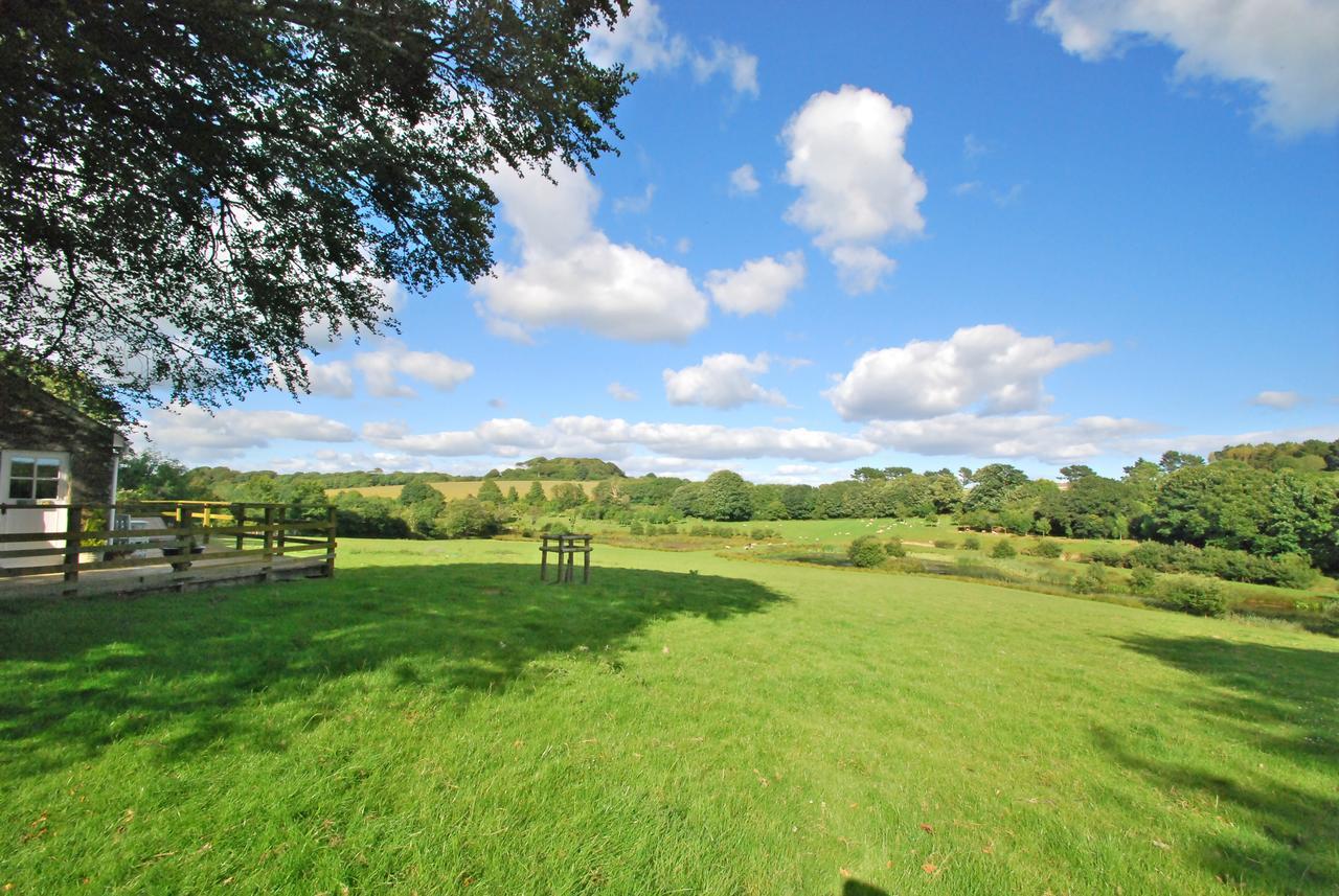 Trenderway Farm Bed & Breakfast Looe Exterior photo
