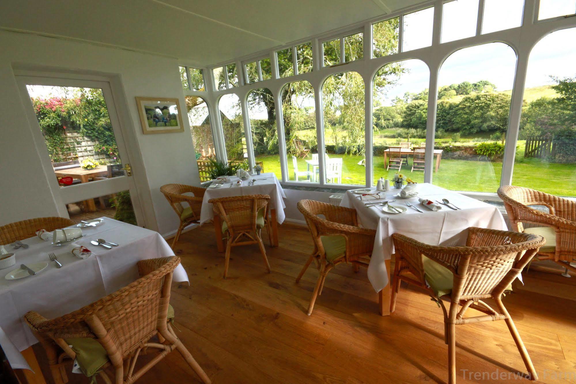 Trenderway Farm Bed & Breakfast Looe Exterior photo